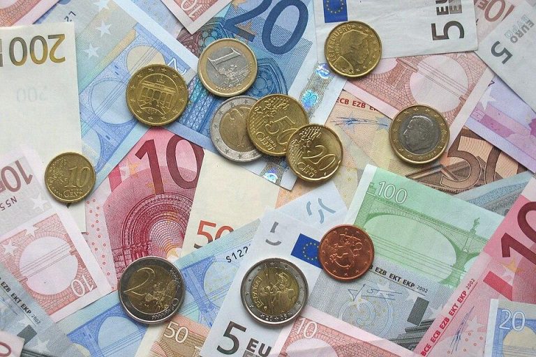 Effective Strategies to Earn Money from Home Successfully
